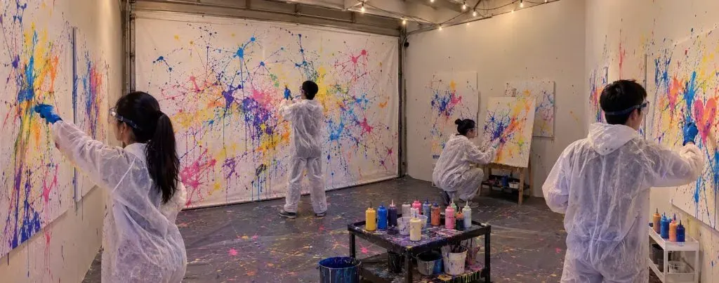 Halloween Glow Splatter Paint Experience – Richmond